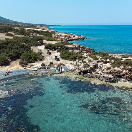 Anna's Place 2b, Paphos, Pool Апартаменты Пафос