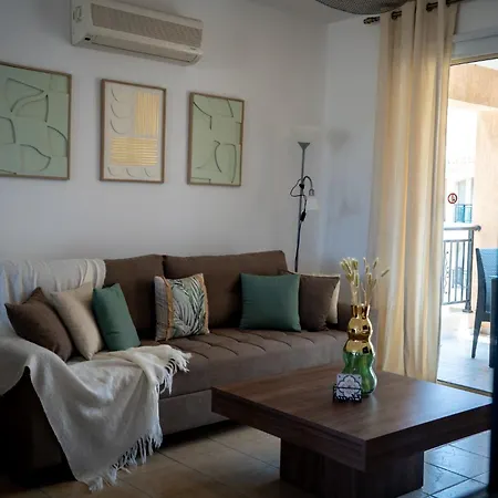 Anna's Place 2b, Paphos, Pool Пафос