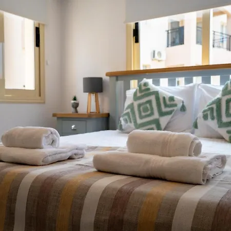 Anna's Place 2b, Paphos, Pool