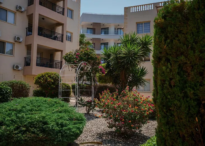 Anna's Place 2b, Paphos, Pool *