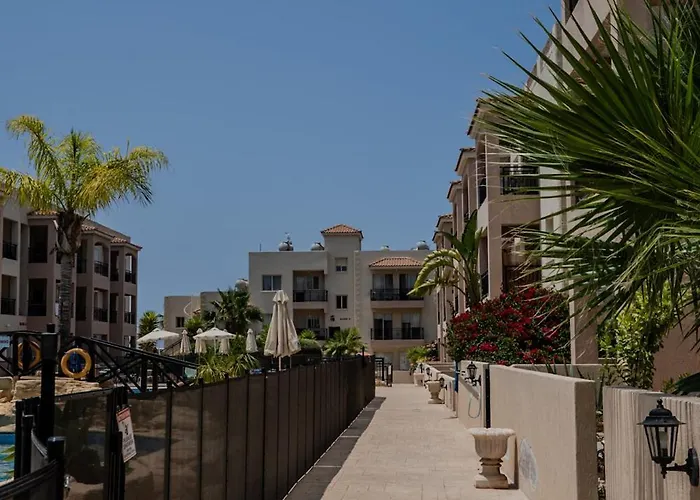 Anna's Place 2b, Paphos, Pool *