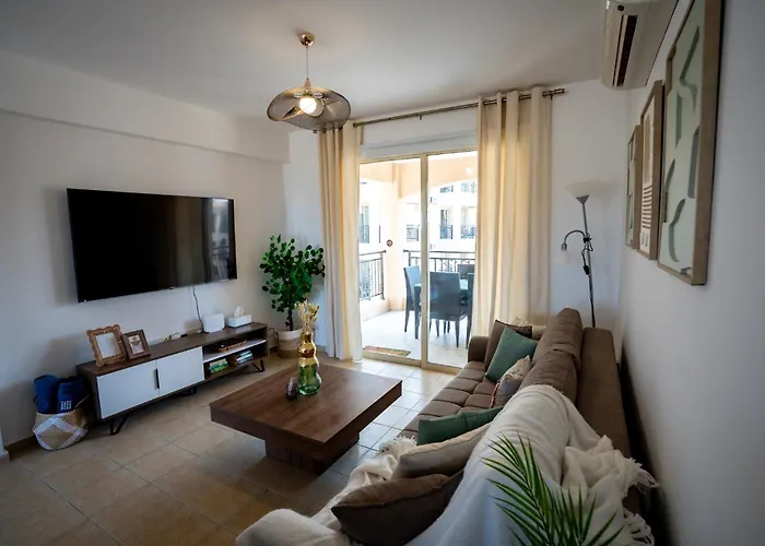 Anna's Place 2b, Paphos, Pool