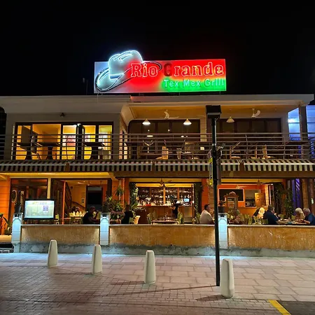 Anna's Place 2b, Paphos, Pool Lejlighed *