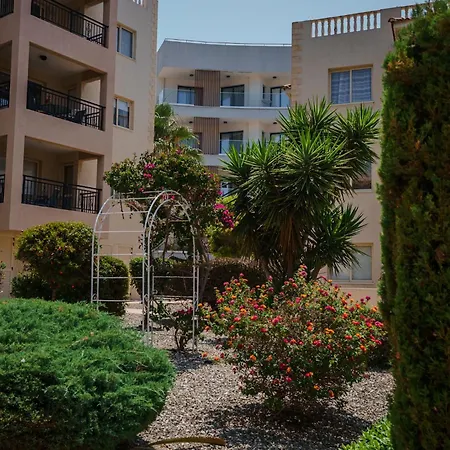 Anna's Place 2b, Paphos, Pool *