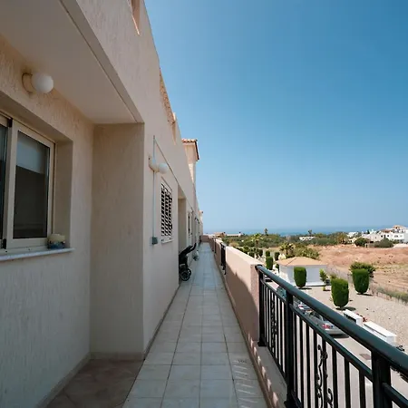 Apartamento Anna's Place 2b, Paphos, Pool